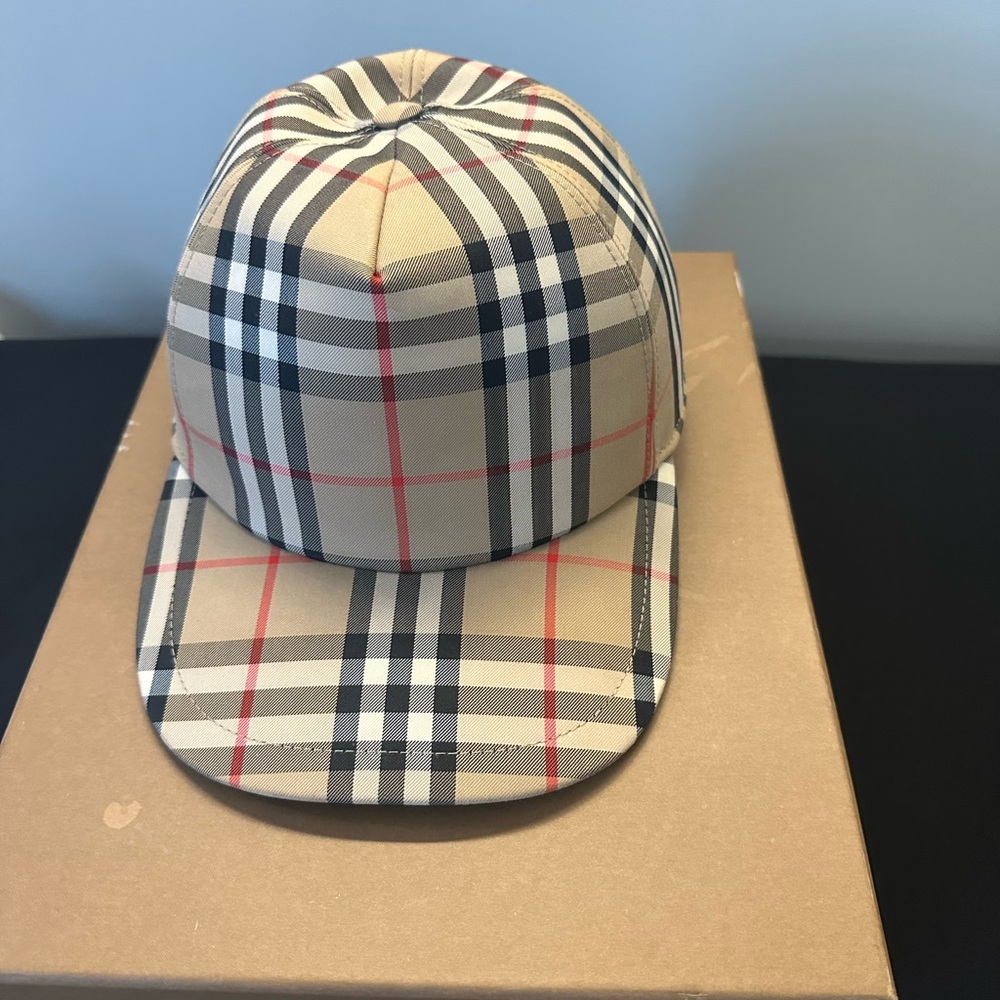 Men’s burberry cap